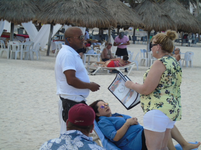El crucero Carnival Valor llega a Progreso con resultados favorables para prestadores de servicio