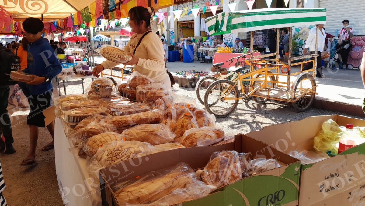 Locatarios de Dzitbalché reportan bajas ventas por Día de los Pixanitos. Locatarios de Dzitbalché reportan bajas ventas por Día de los Pixanitos.