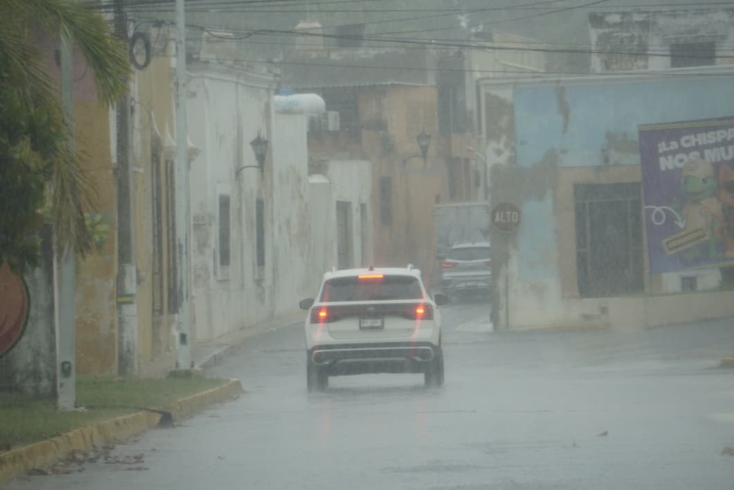 Onda tropical 36 provoca intensas lluvias en municipios de Campeche