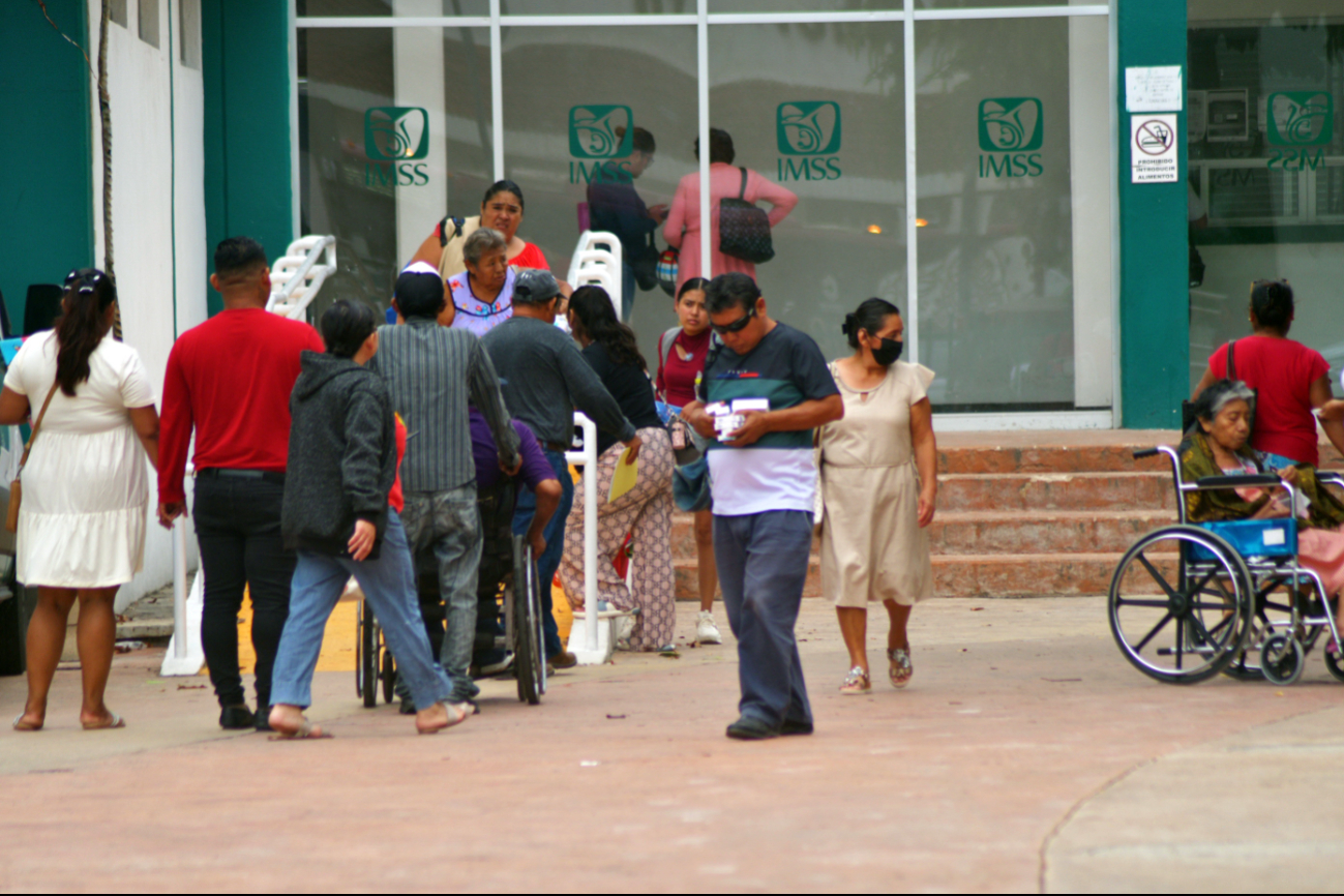 Farmacéuticas incumplen: hospitales campechanos resienten falta de medicamentos