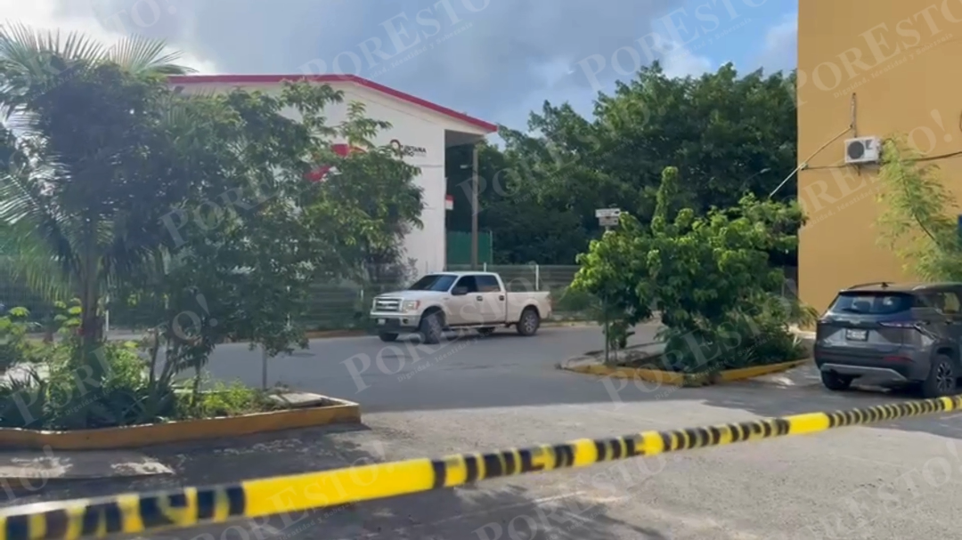 Detienen a dos presuntos responsables del homicidio de una mujer y aseguran camioneta en Cancún Detienen a dos presuntos responsables del homicidio de una mujer y aseguran camioneta en Cancún