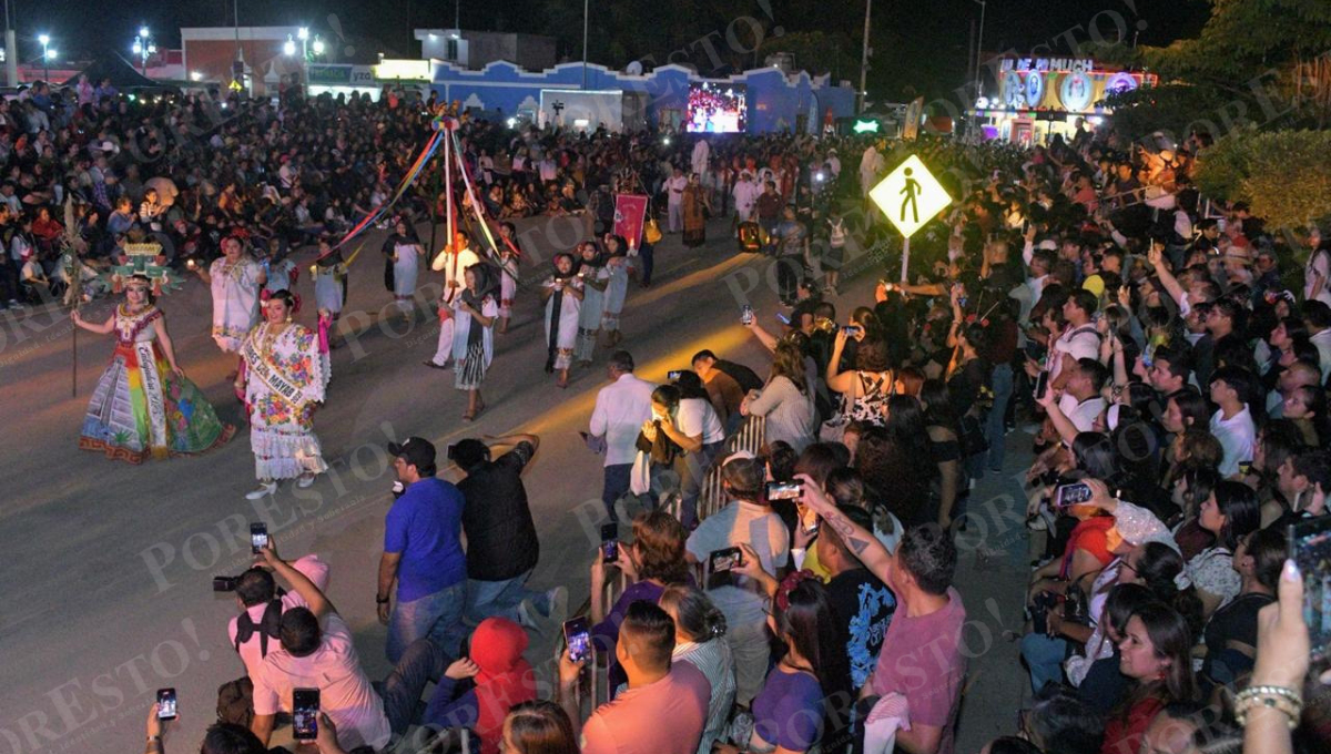 Miles de visitantes recorrieron el pueblo maya para honrar a sus difuntos con alegría y tradición. Miles de visitantes recorrieron el pueblo maya para honrar a sus difuntos con alegría y tradición.