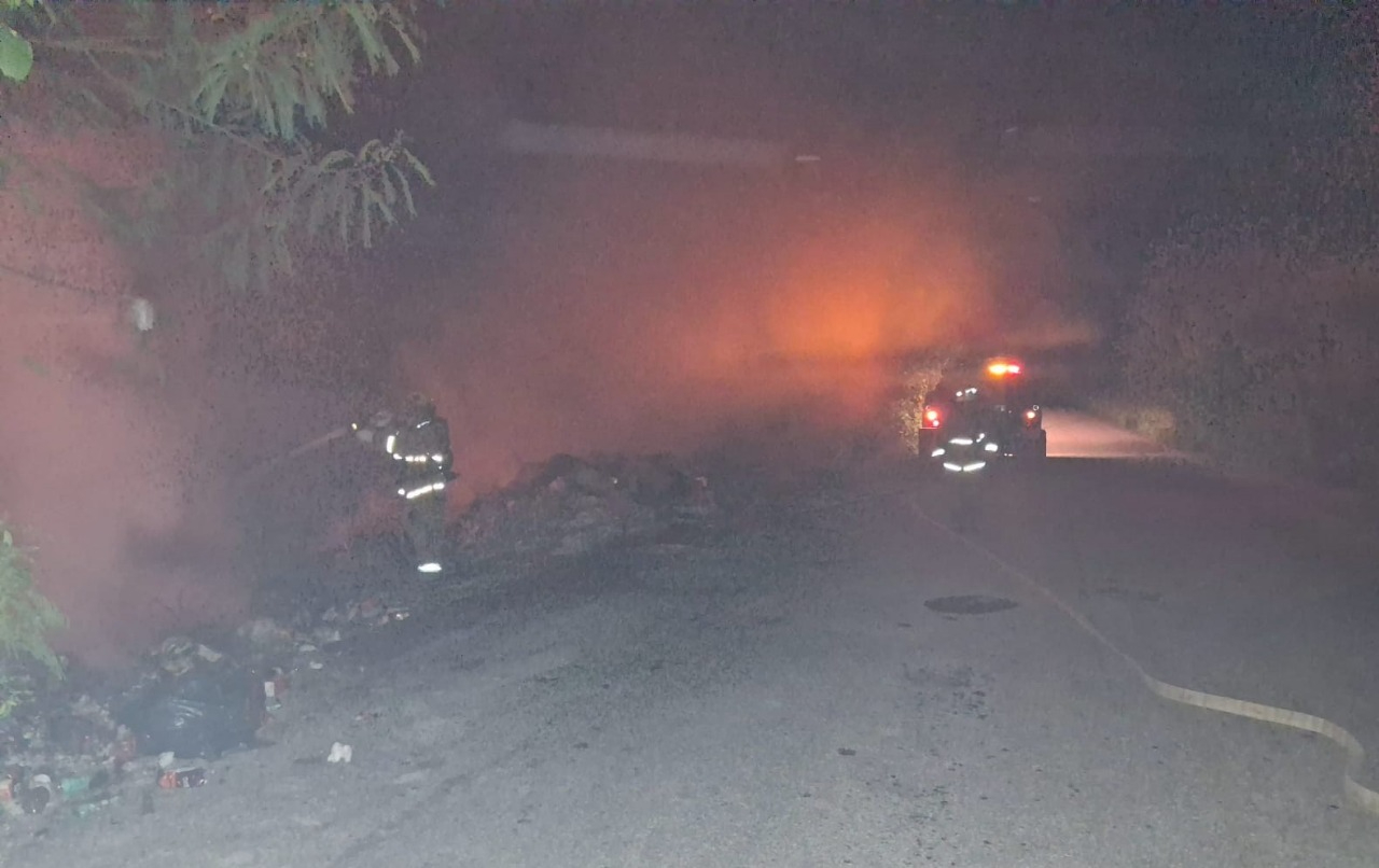 Se desconocen las causas del siniestro, pero el hecho reaviva la preocupación por los riesgos de incendios pese a las lluvias recientes. Se desconocen las causas del siniestro, pero el hecho reaviva la preocupación por los riesgos de incendios pese a las lluvias recientes.