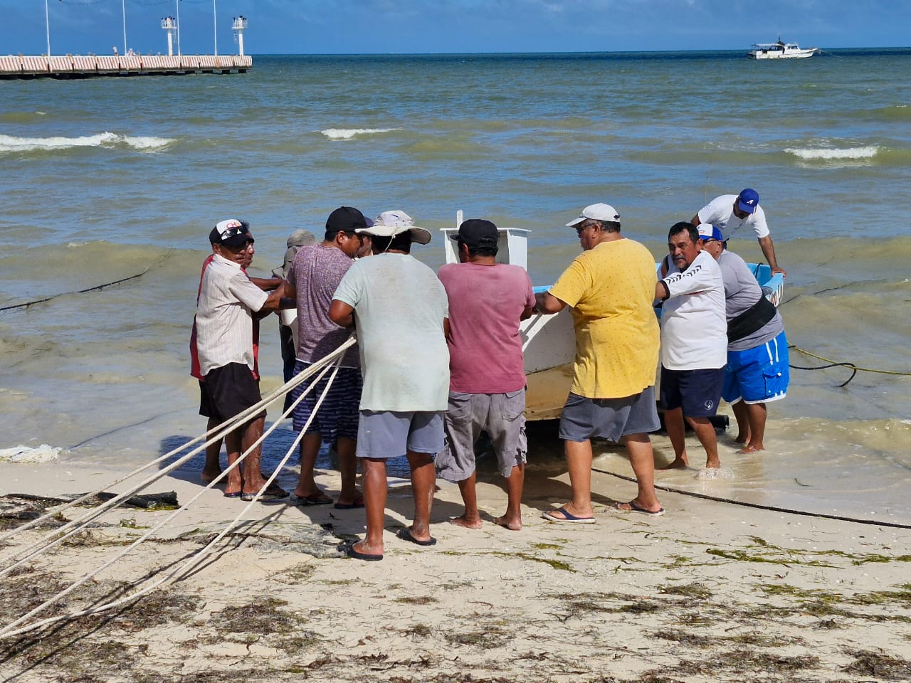 El ingreso del norte causa diversas afectaciones en la costa debido al oleaje y ráfagas fuertes