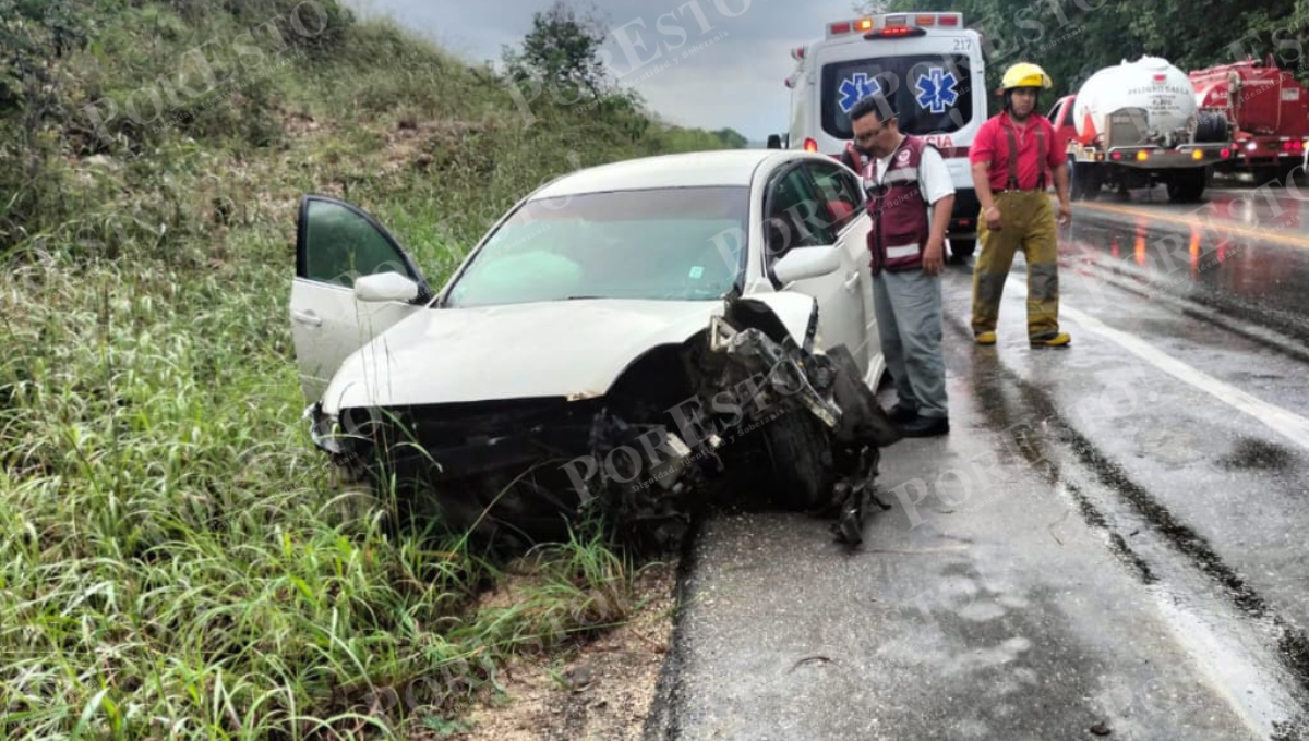 Exceso de velocidad y pavimento mojado provocan accidente en carretera Escárcega–Champotón