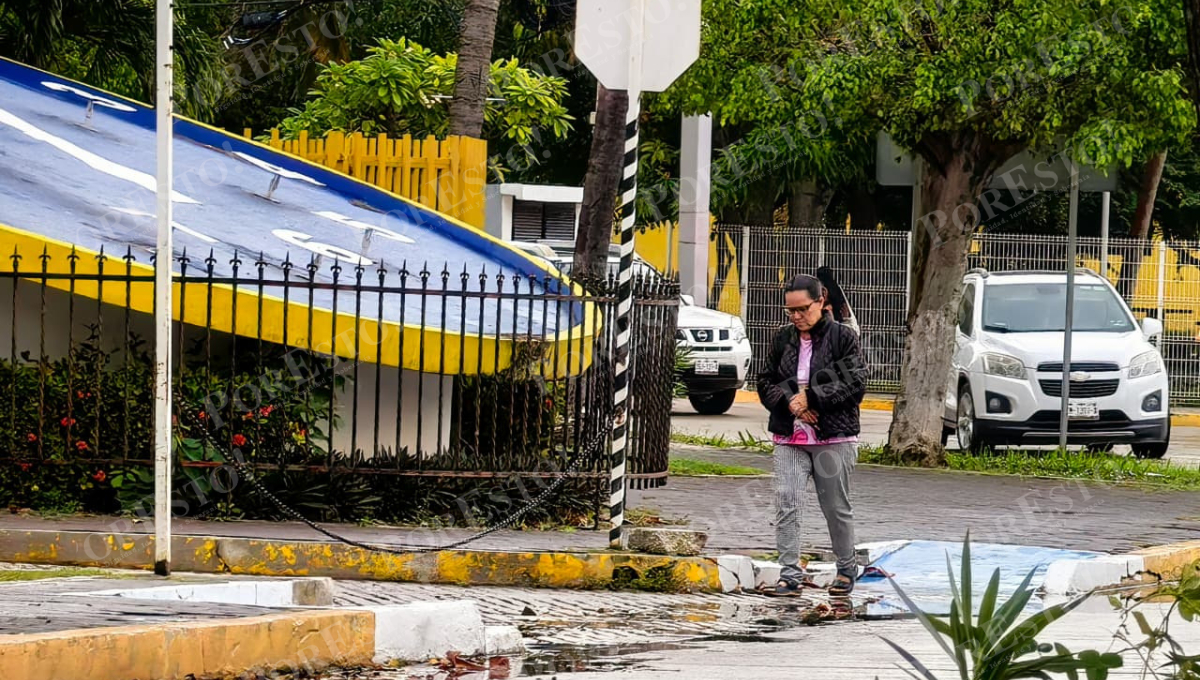 ¡Frente frío azota Carmen! Suspendieron clases por vientos y lluvias, también cerraron puertos