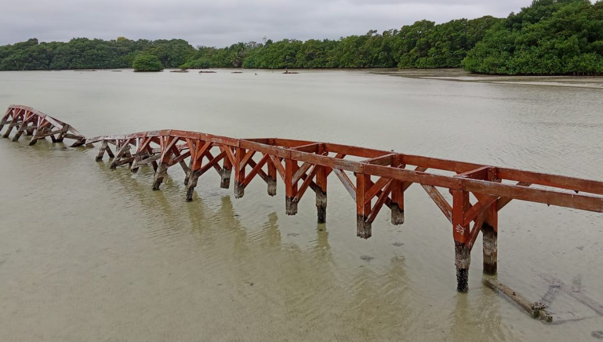 Bajo nivel de agua evidencia graves daños a la infraestructura de la Mega Escultura de Chetumal