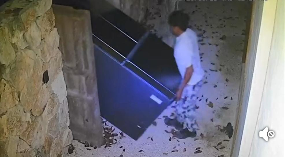 El propietario descubrió el saqueo al regresar al domicilio horas después, encontrando la vivienda completamente vacía