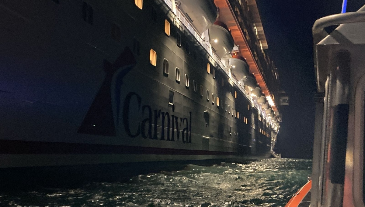 La pasajera extranjera fue trasladada a un hospital en Mérida