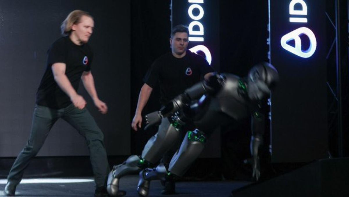 El CEO de Idol Robotics, Vladimir Vitukhin, minimizó el incidente al asegurar que el fallo se debió a problemas de calibración e iluminación