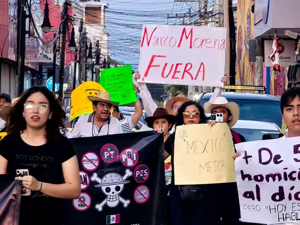 Marchan en Ciudad del Carmen contra la inseguridad y la corrupción