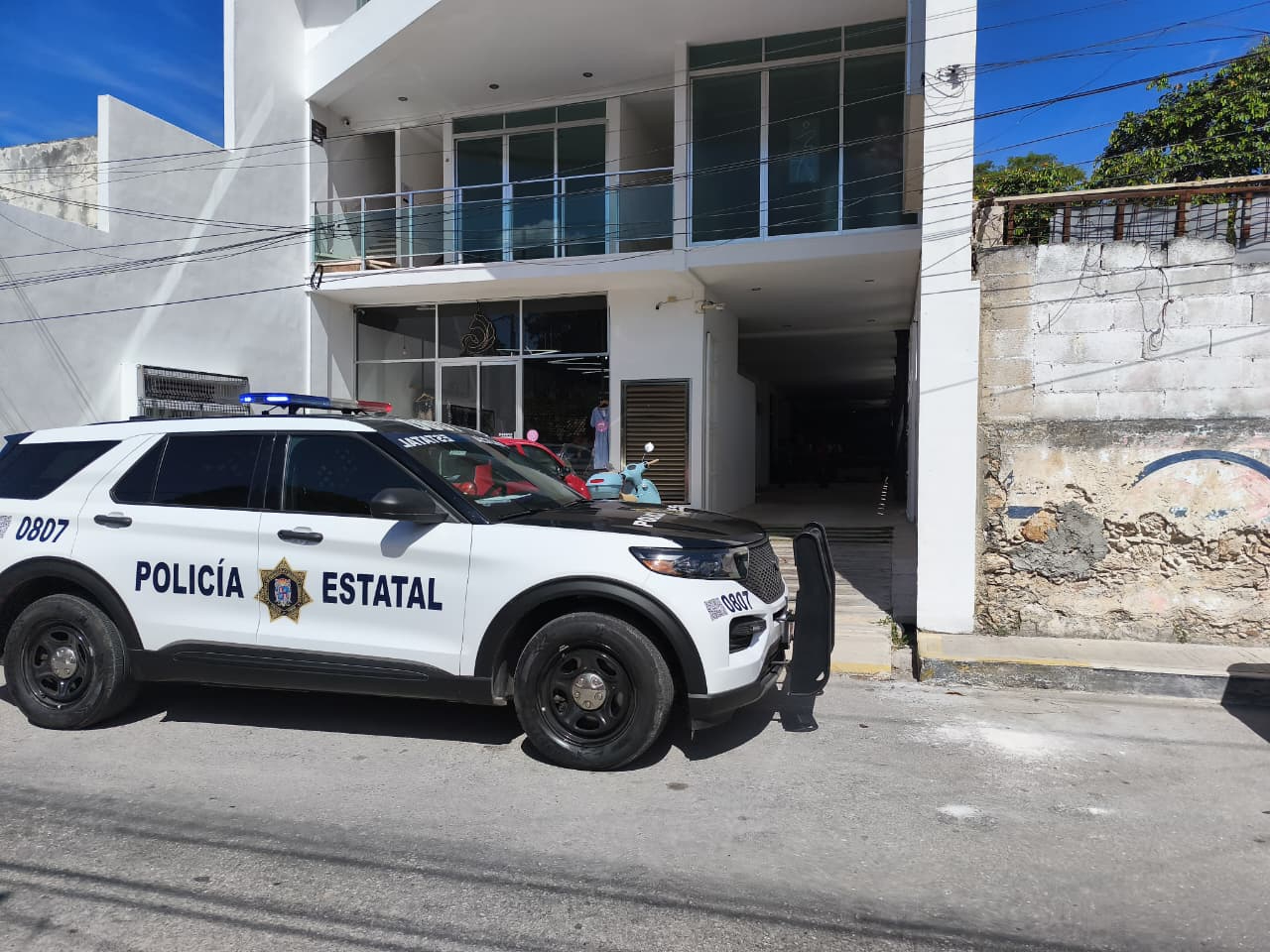 Un vigilante fue hallado sin vida por suspensión en un predio del barrio de Santa Ana, en Campeche.