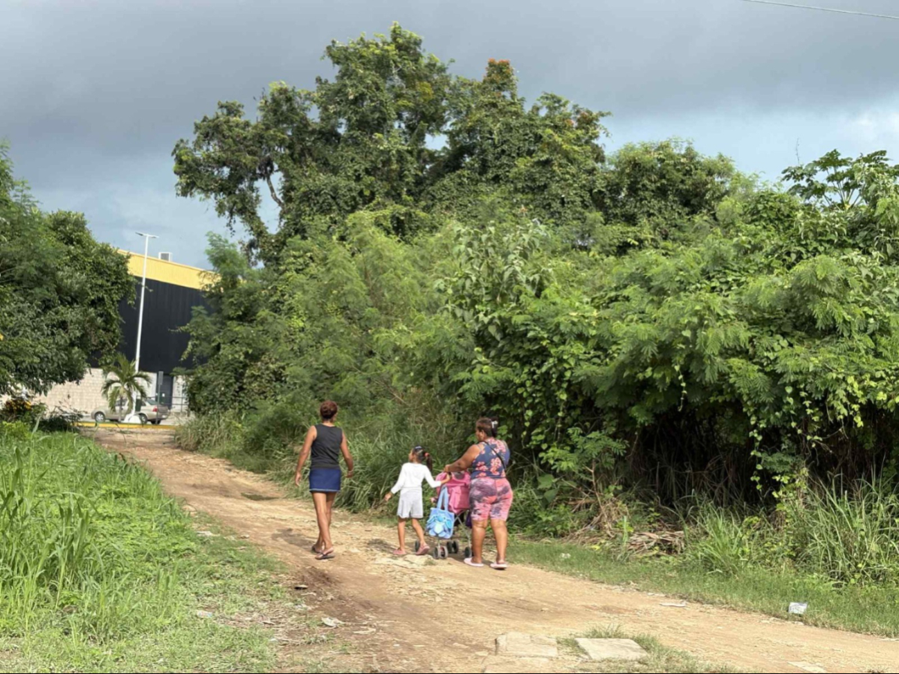 Vecinos de La Esperanza, hartos de la falta de atención al tiradero a cielo abierto