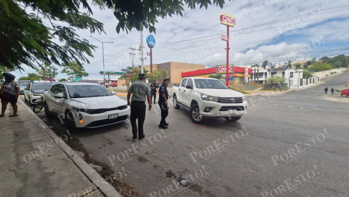 Tránsito lento por choque de camionetas en López Portillo