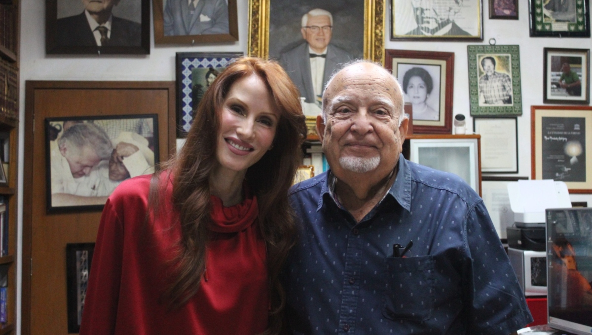 El Dr. Hernández González Pardo reconoció la labor de POR ESTO!