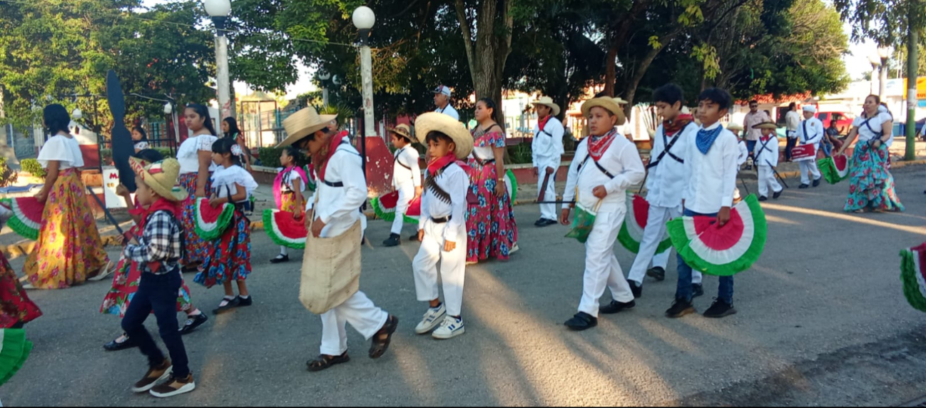 Desde muy temprano en la mañana, los participantes comenzaron a recorrer las calles