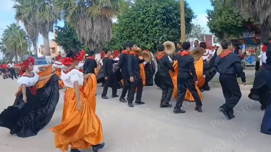 Municipios campechanos se unen en el desfile por la Revolución Mexicana