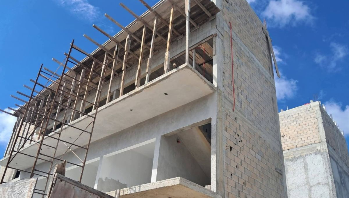 Plaza comercial de Bacalar cuenta con un 80% de avance