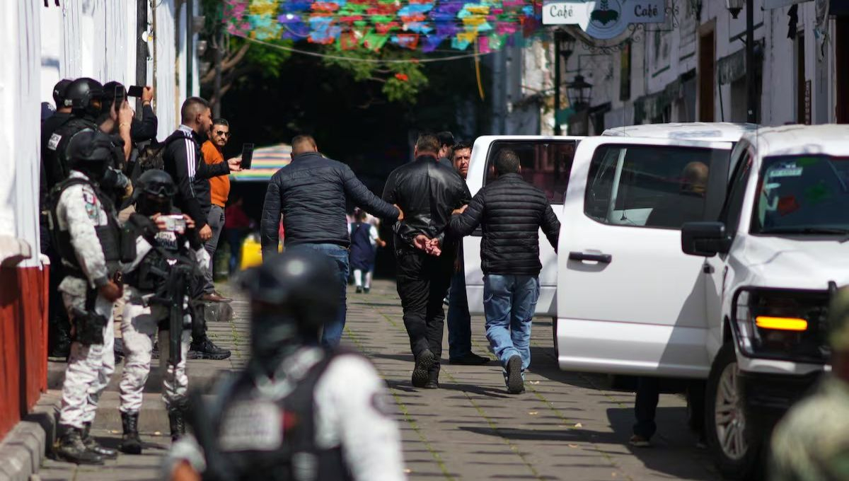 La FGE investiga su probable participación en homicidio calificado, así como una presunta omisión deliberada en sus funciones