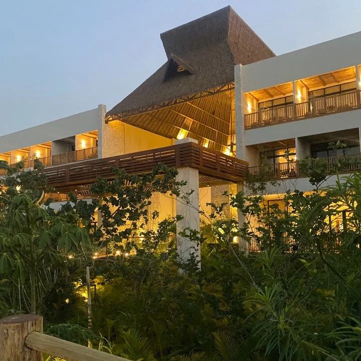 Hotel Grupo Maya Edzná busca reabrir antes de diciembre tras clausura provisional