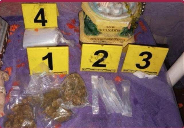 En el inmueble detuvieron a un hombre de 27 años e incautaron varios envoltorios.