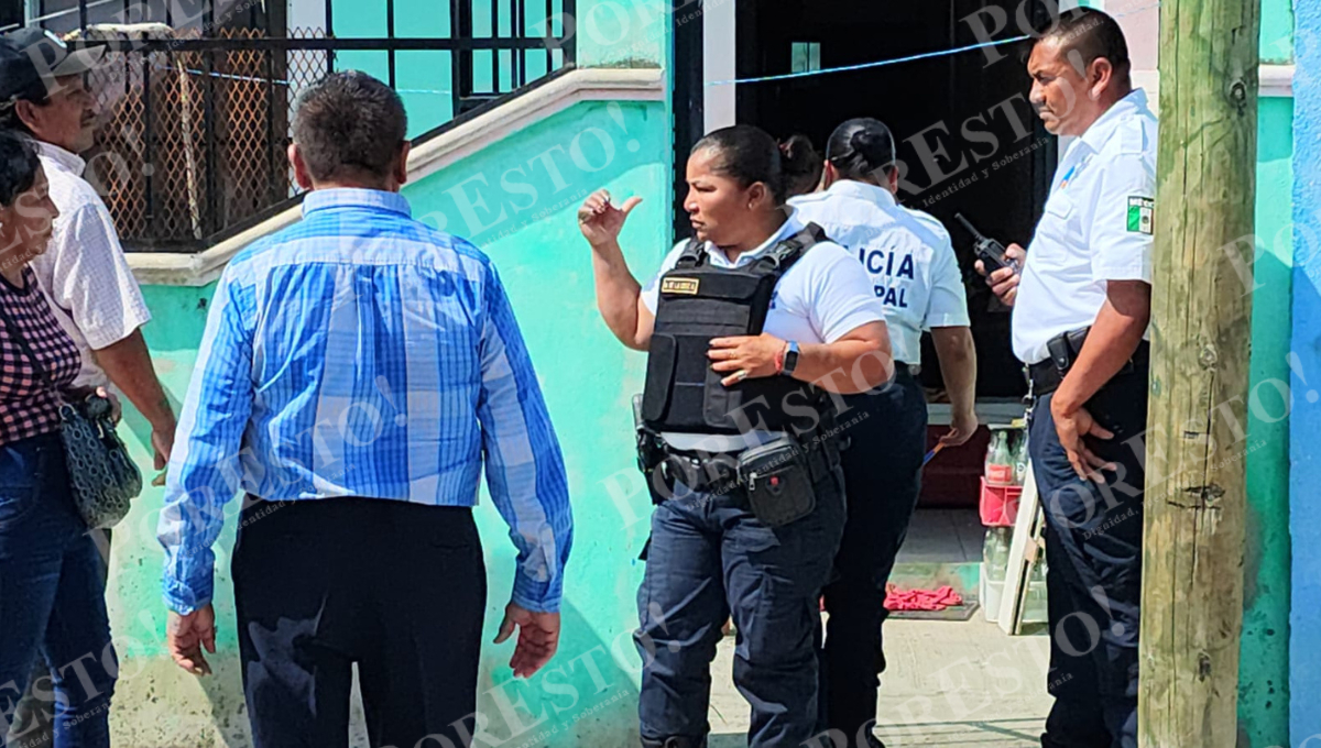 El conflicto ocurrió en la calle Chaca, donde los vecinos exigieron la entrega inmediata del inmueble.