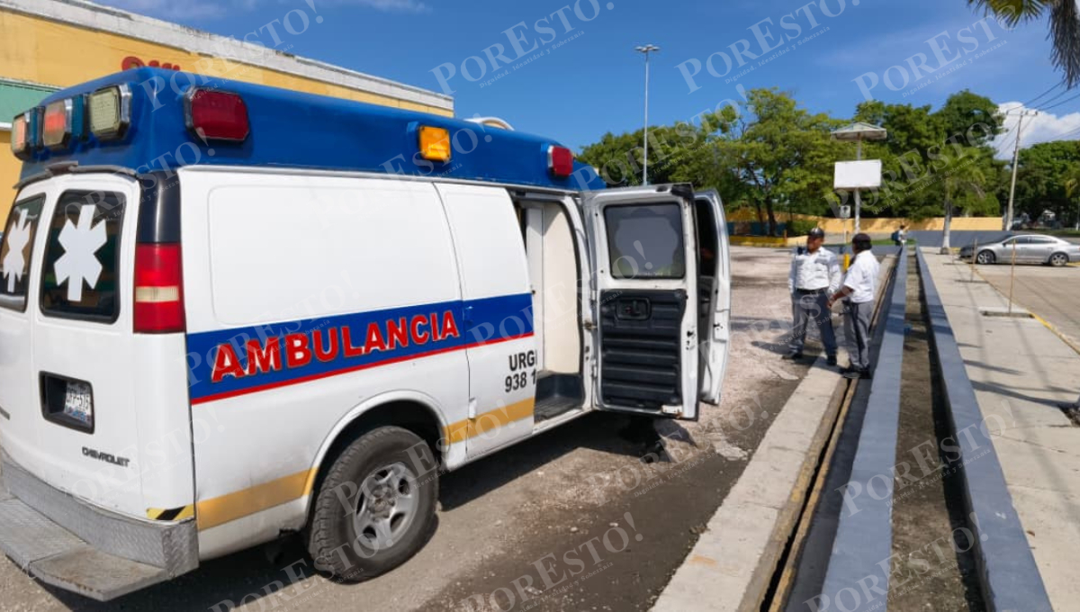 Indigente es atacado con botella en estacionamiento de Plaza Real
