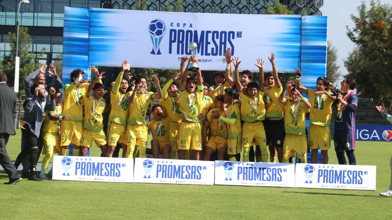 Durante el partido se registró una expulsión de cada lado, que obligó a cerrar el encuentro 10 vs 10