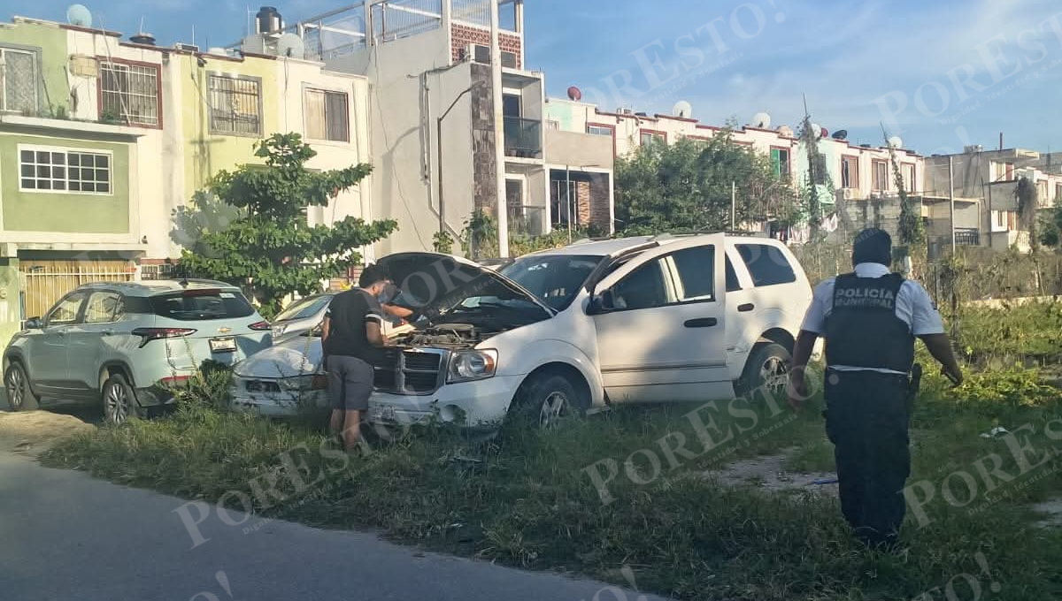 Vecinos consideran que estos autos eran “focos rojos” para la delincuencia.