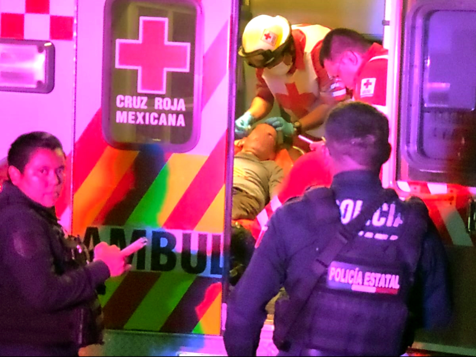 Rescatan a hombre francés maniatado y con cinta en la boca en Cancún