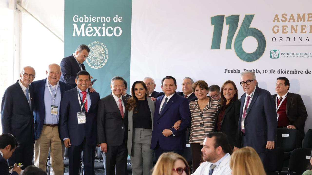 Participan gobernadores en la Asamblea Ordinaria del IMSS en Puebla