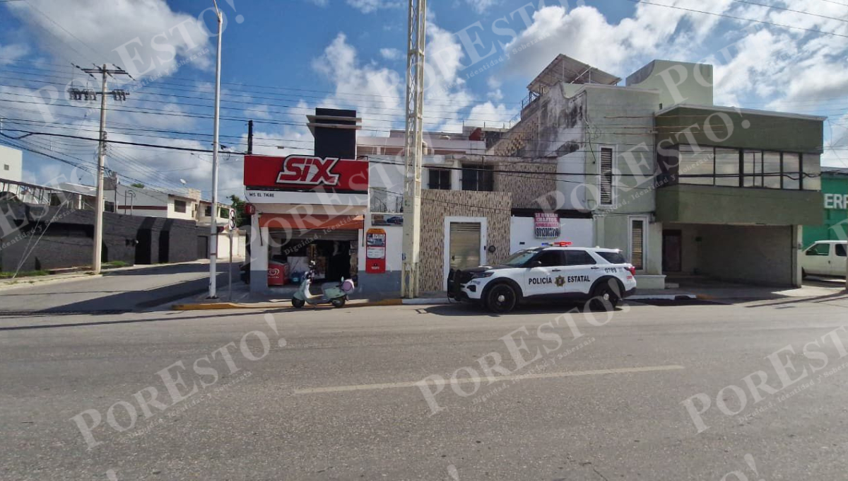 Cuatro sujetos intentaron robar en un expendio de la Unidad Habitacional Martínez del Río Blanco.