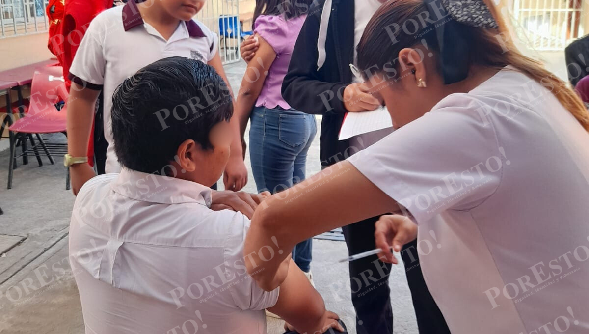 Tenabo refuerza vacunación por aumento de influenza; visitan escuelas para proteger a menores
