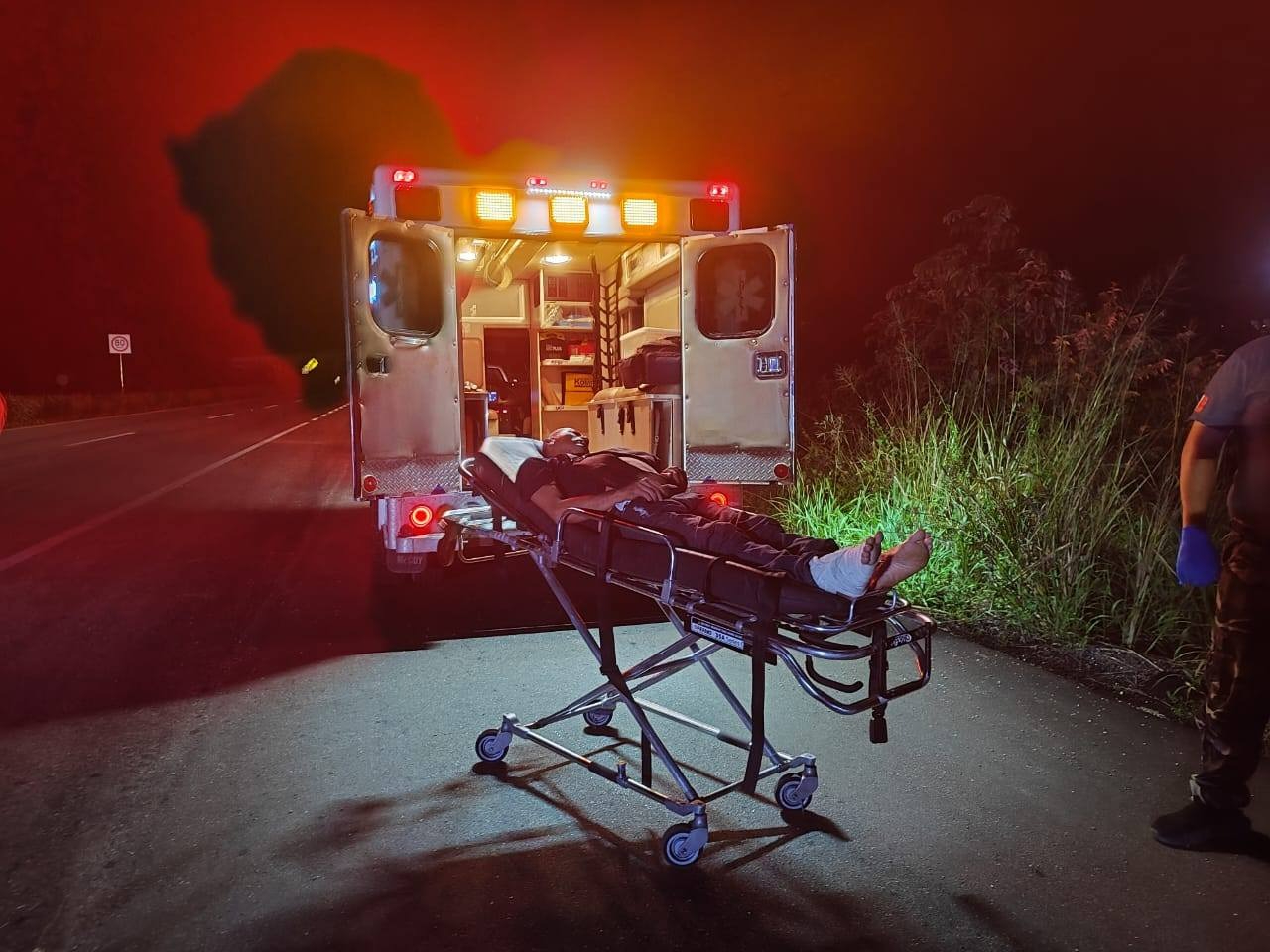 Termina hombre herido en el km 19 de Bacalar; iba bajo los efectos del alcohol