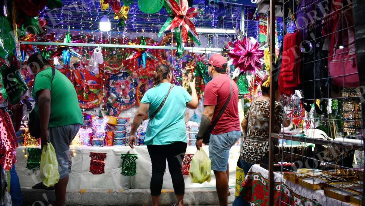 La temporada decembrina impulsa el consumo y la búsqueda del regalo ideal en Campeche.