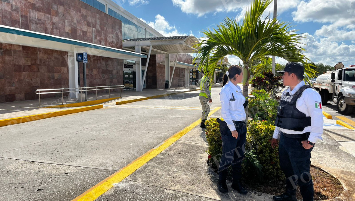 El aeropuerto moviliza en promedio 107 mil 990 pasajeros al año.