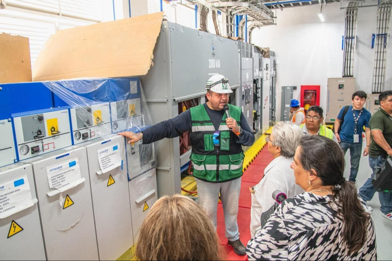 COFEPRIS y Secretaría de Salud entregan licencia al nuevo hospital del IMSS en Carmen