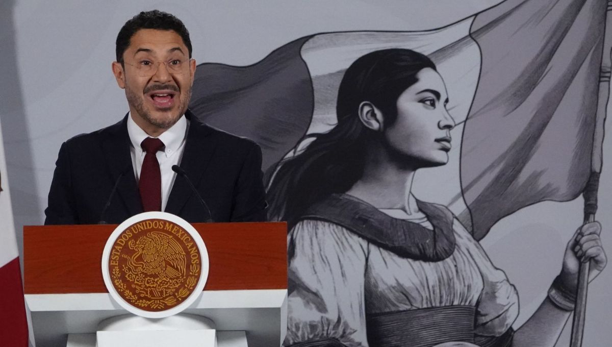 Martí Batres Guadarramna, titular del ISSSTE