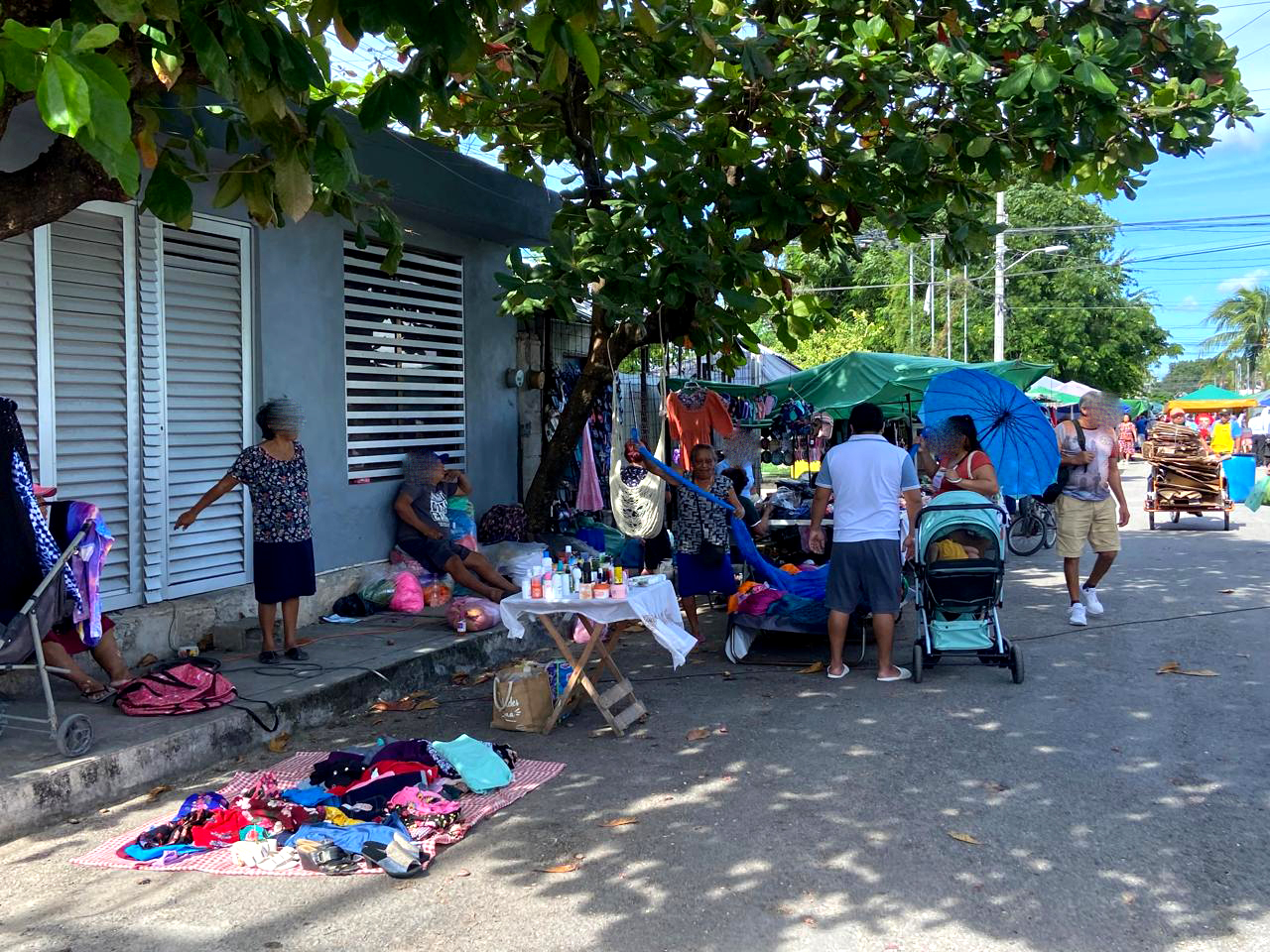 La Ley General de Salud prohíbe la venta en bazares, módulos móviles y Facebook