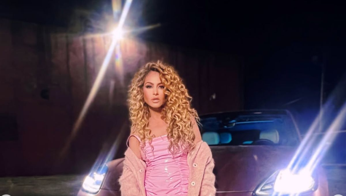 Paulina Rubio fue desalojada de su mansión en Miami, por supuesto tema de adeudos