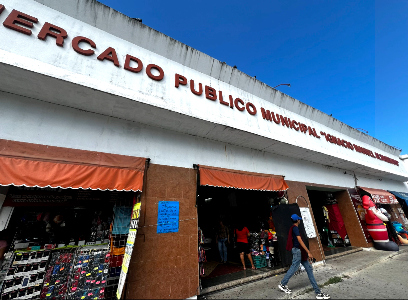 Locatarios del Mercado “Ignacio Manuel Altamirano” esperaron en vano el mantenimiento