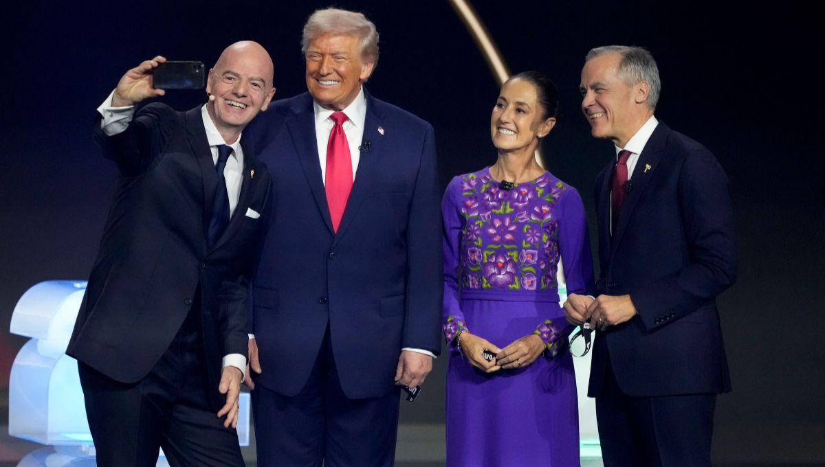Gianni Infantino, presidente de la FIFA; Donald Trump, presidente de Estados Unidos; Claudia Sheinbaum, presidenta de México y Mark Carney, primer ministro de Canadá