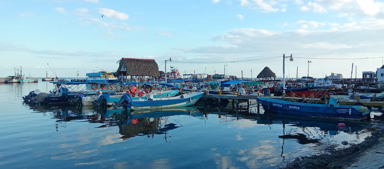 La Fiscalía General del Estado y Capitanía de Puerto mantienen hermetismo sobre el hurto de seis lanchas en Holbox