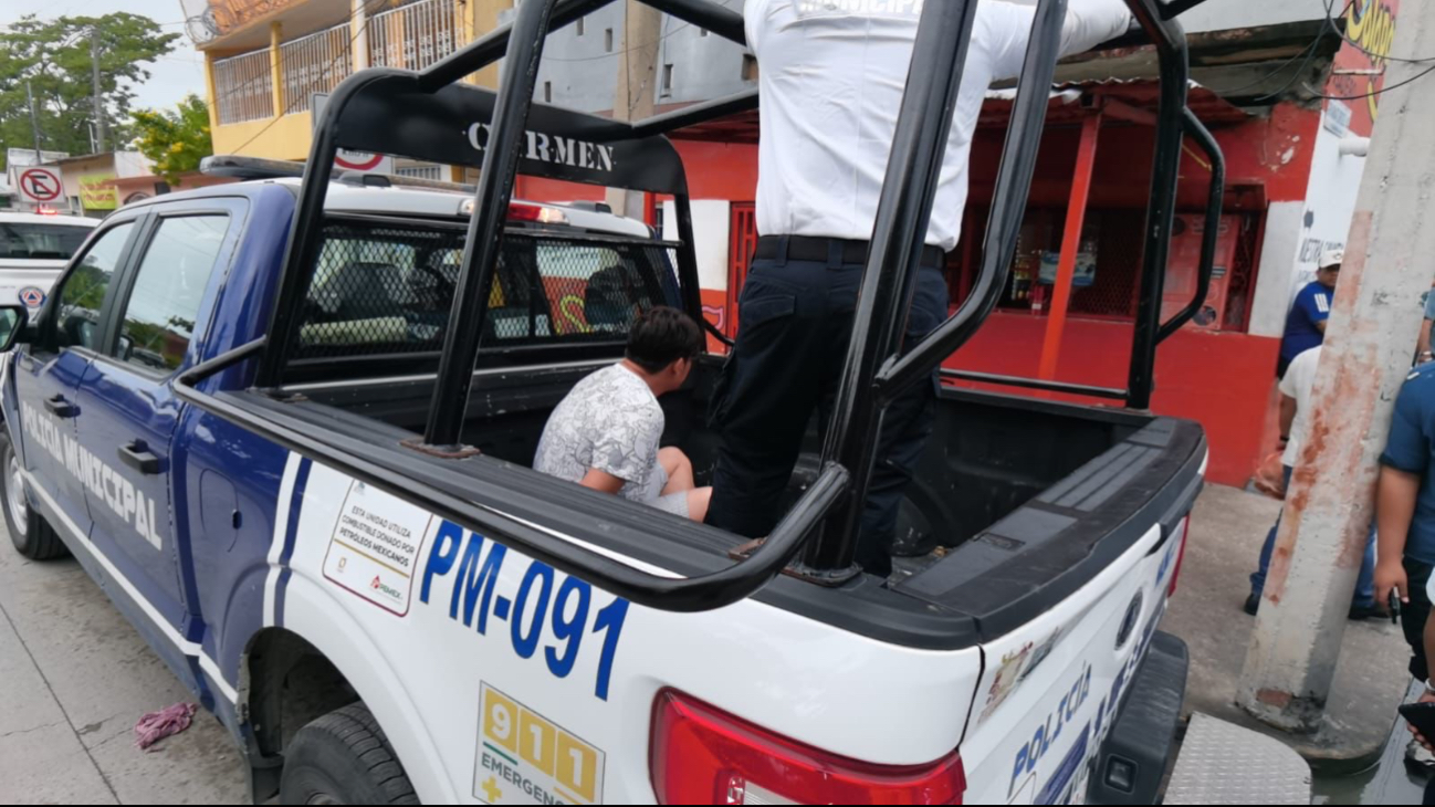 Detienen a conductor ebrio tras atropellar a peatón en Solidaridad Urbana