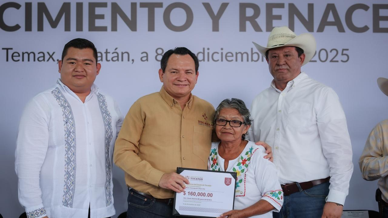 El Gobierno estatal entrega apoyos para fortalecer a productores de 10 municipios del Centro