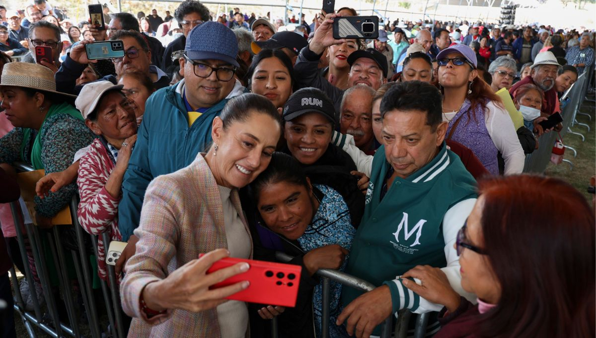 La Presidenta de México anunció que, durante su gobierno, se construirán un millón de viviendas para familias de escasos recursos La Presidenta de México anunció que, durante su gobierno, se construirán un millón de viviendas para familias de escasos recursos