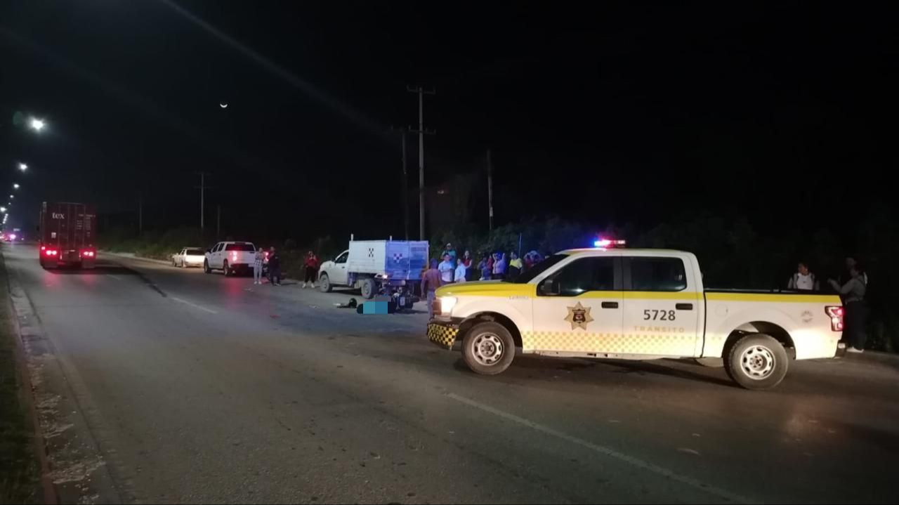 Testigos indican que el motociclista excedía la velocidad e intentó esquivar la camioneta Testigos indican que el motociclista excedía la velocidad e intentó esquivar la camioneta