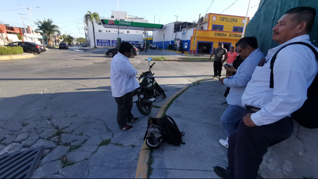 Agentes de Policía Municipal verificaron la situación y el deslinde de responsabilidades Agentes de Policía Municipal verificaron la situación y el deslinde de responsabilidades