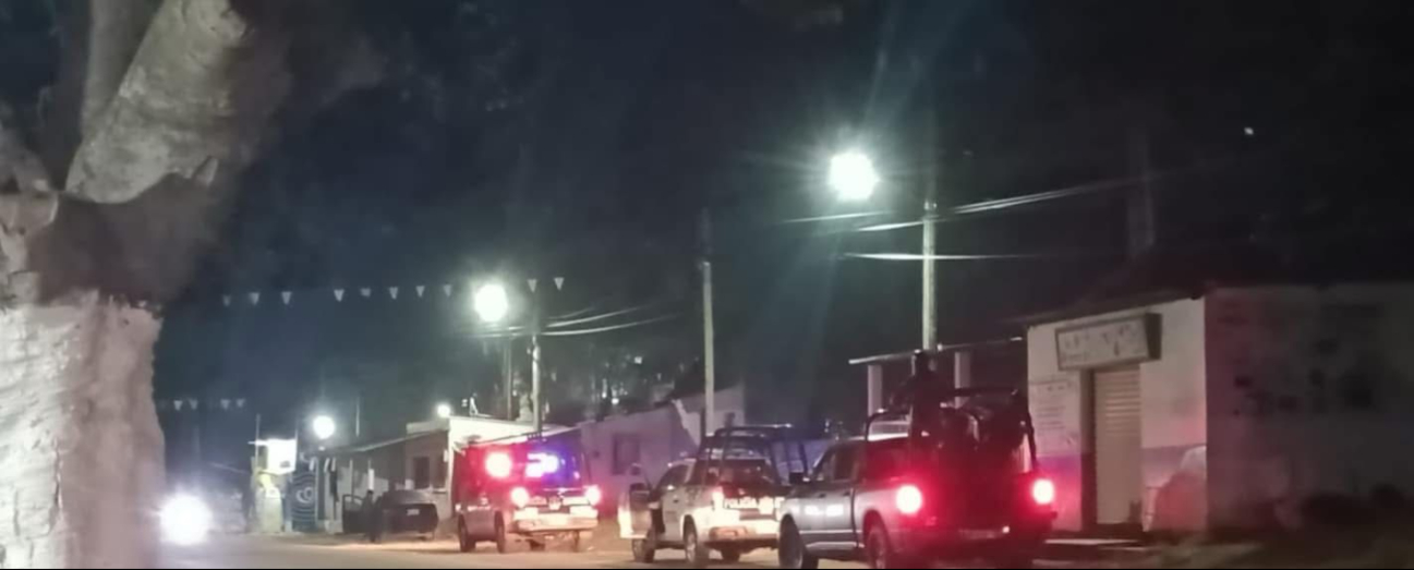 Durante la madrugada, regresó armado con una pistola calibre 9 mm y dañó la fachada Durante la madrugada, regresó armado con una pistola calibre 9 mm y dañó la fachada