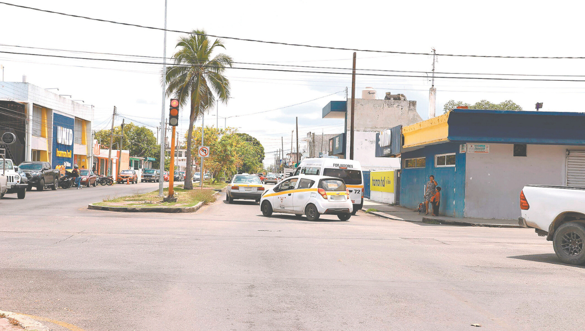 El plan a corto plazo que tiene la autoridad, es que la capital del estado cuente con camiones urbanos. El plan a corto plazo que tiene la autoridad, es que la capital del estado cuente con camiones urbanos.